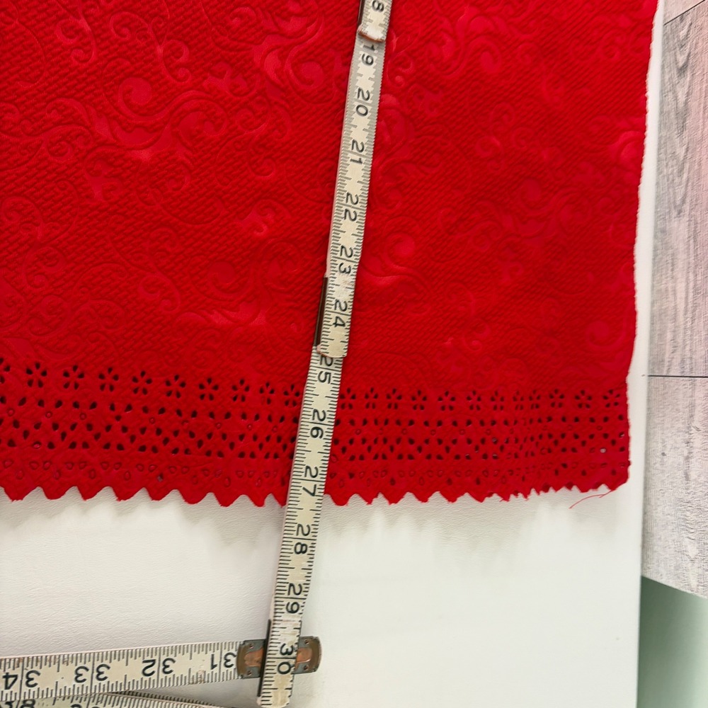 Rebecca Malone Sleeveless Top Womens 3X Red Eyelet Scalloped Damask Swirl Blouse - Picture 7 of 7